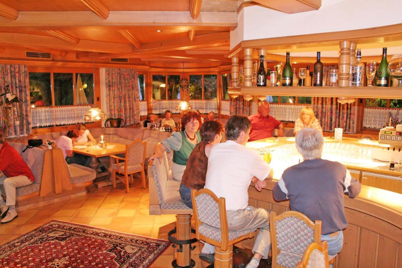 Hotel Kajetansbruecke Pfunds Extérieur photo